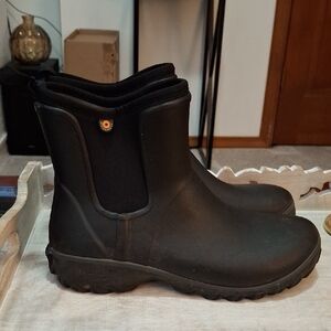 Bogs Sauvie Slip On Black Rain & Snow Boots Waterproof Size 6 Womens